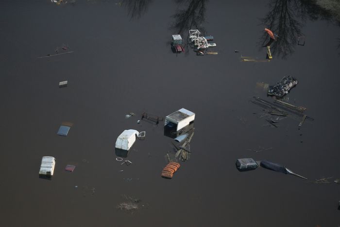 Thames Flooding (37 pics)