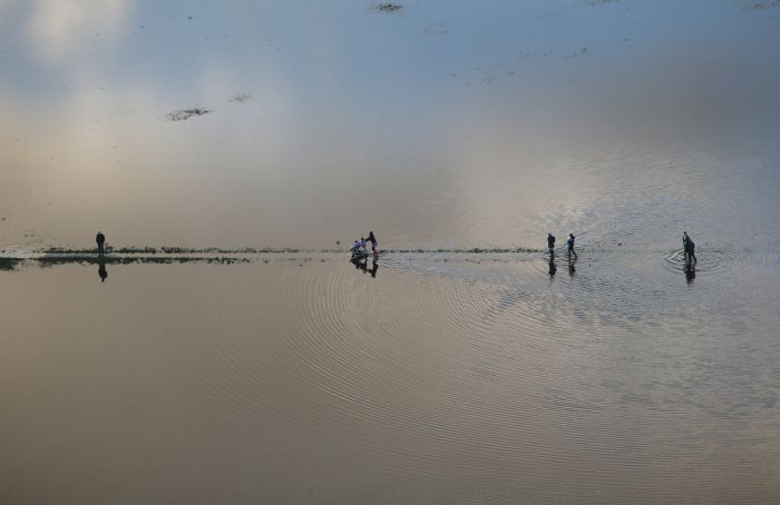 Thames Flooding (37 pics)