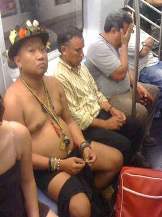 Subway Couture (56 pics)