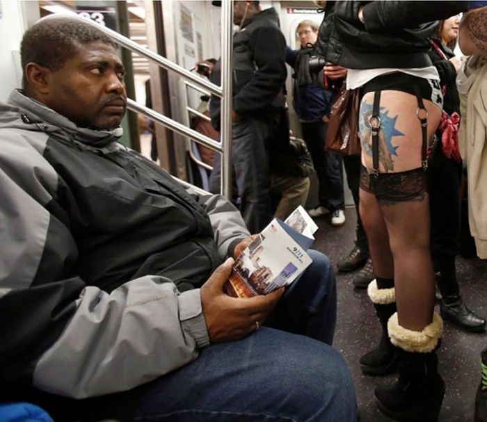 Subway Couture (56 pics)