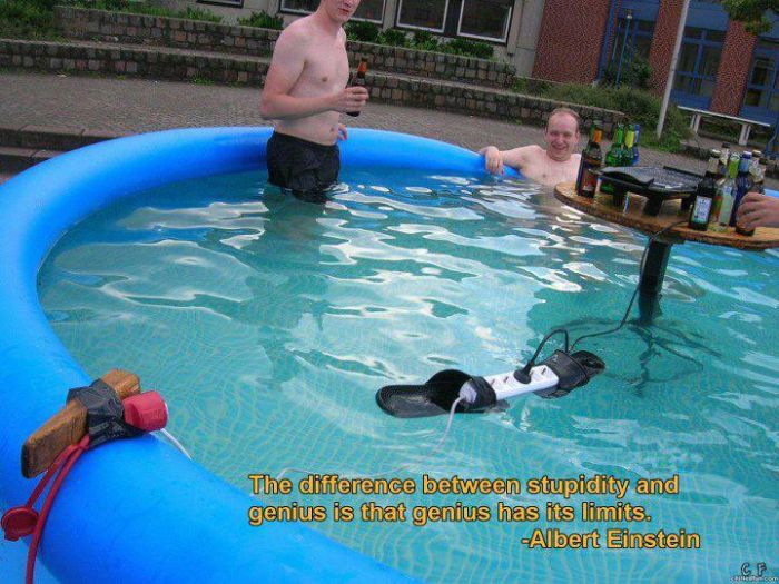 This Post is About Idiots (30 pics)