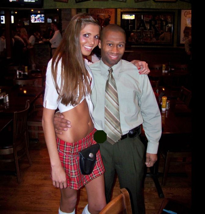 Hot Tilted Kilt Girls (40 pics)