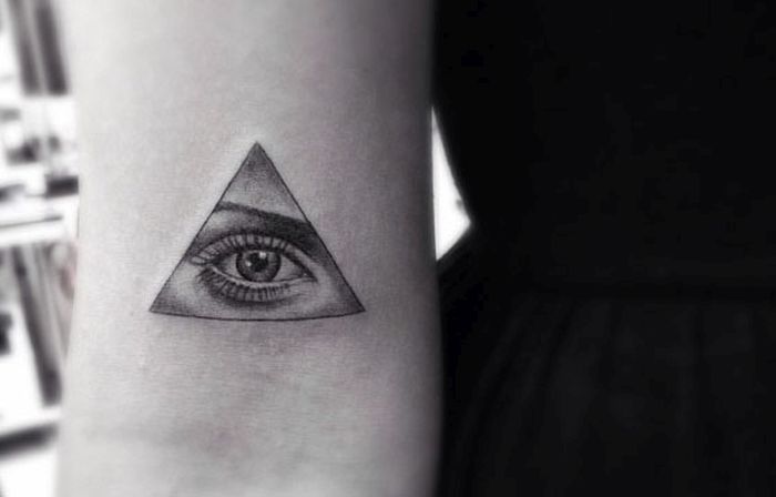 Tattoos by Dr. Who (33 pics)