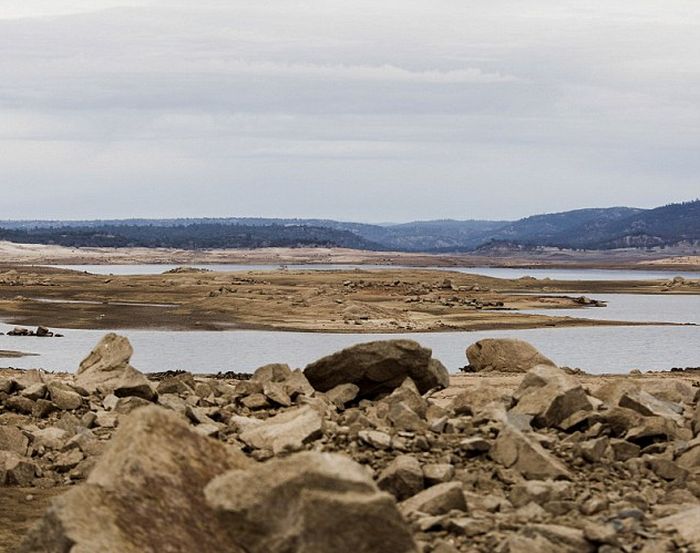 Folsom Lake (15 pics)