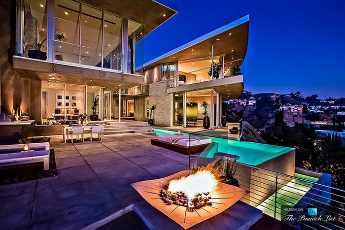DJ Avicii’s 15 Million Dollar House (29 pics)