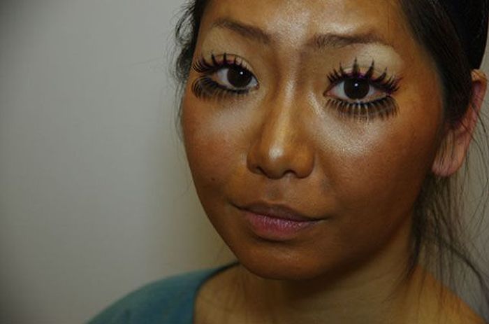 Gyaru Makeover is a Popular Trend in Japan (16 pics)