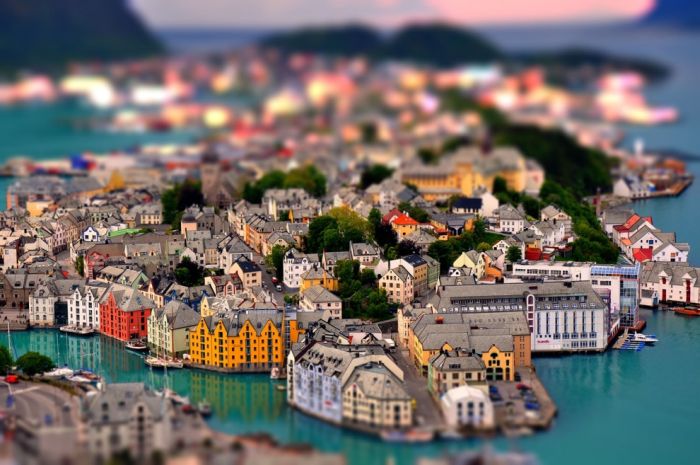 Tilt–shift Photography (50 pics)