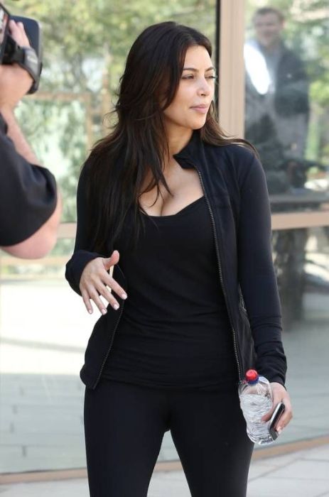 Kim Kardashian's New Friend (17 pics)