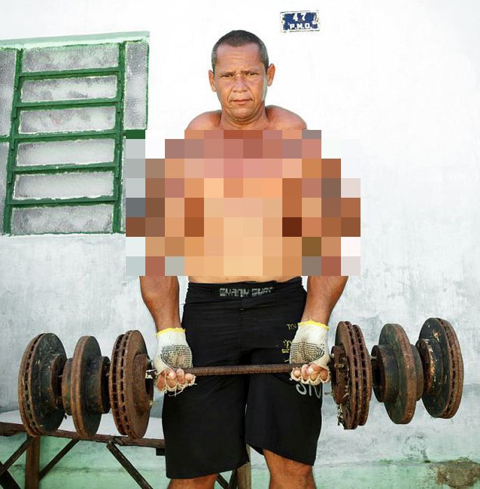 The Real-Life Popeye (14 pics)