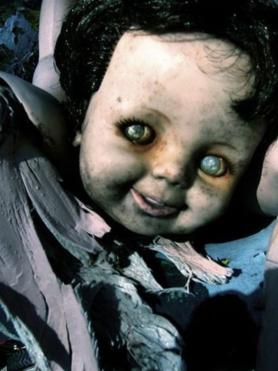 The Creepiest Dolls Ever (42 pics)