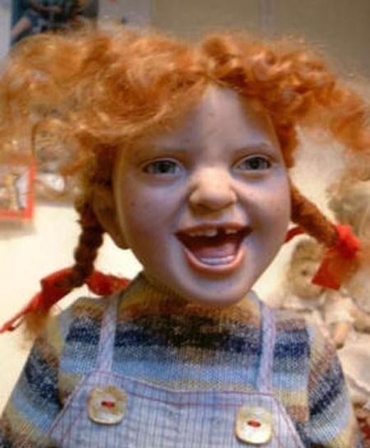 The Creepiest Dolls Ever (42 pics)