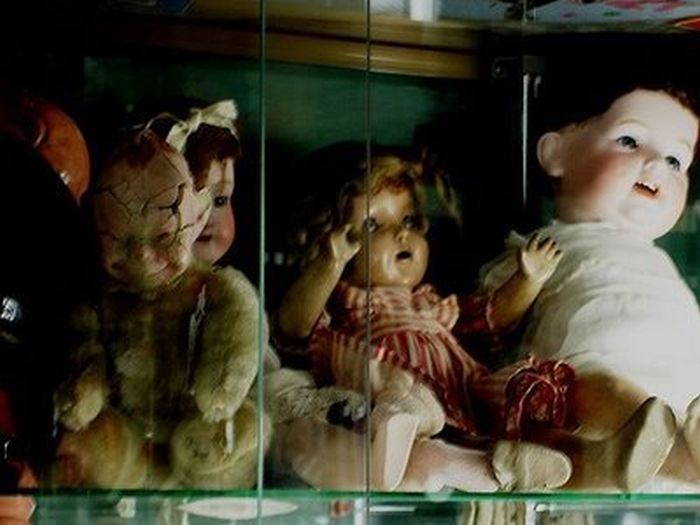 The Creepiest Dolls Ever (42 pics)