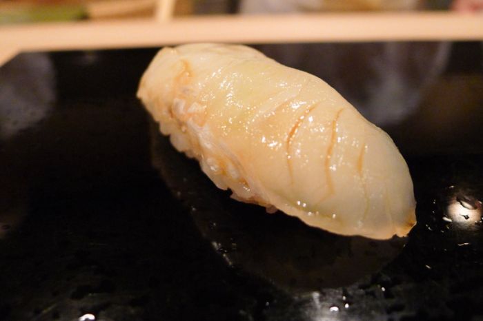 This Is What a Meal at the Best Sushi Restaurant in the World Looks Like (24 pics)