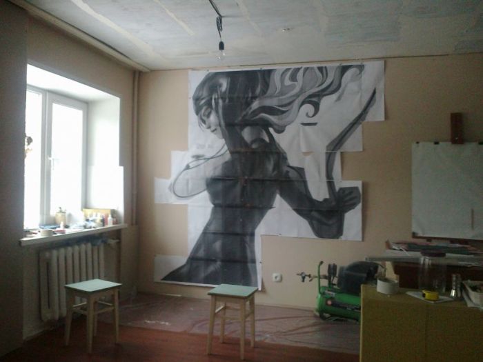 Painting the Walls (24 pics)