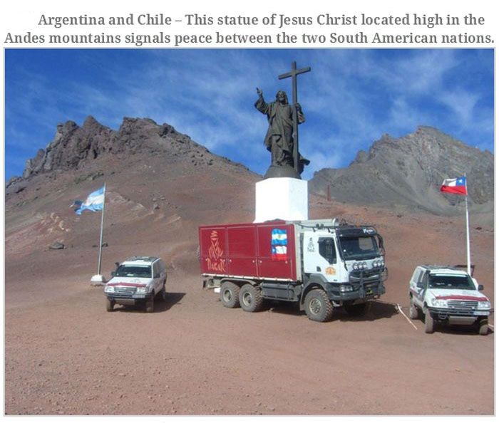 The Most Interesting Borders in the World (22 pics)