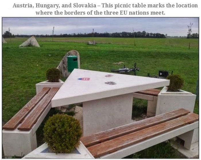 The Most Interesting Borders in the World (22 pics)