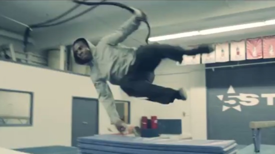 Amazing Acrobatics Bow Shooting Skills