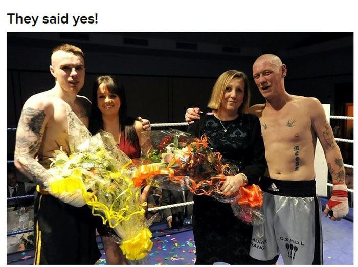 Boxers Proposing to Their Girlfriends (6 pics)