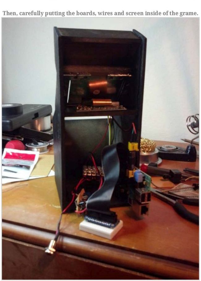 Guy Builds a Nostalgia Game Console (16 pics)