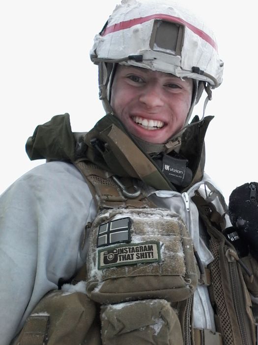 Soldier Selfies (50 pics)