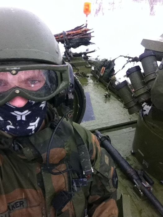 Soldier Selfies (50 pics)