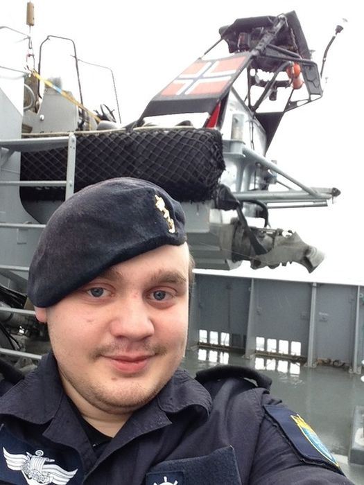 Soldier Selfies (50 pics)