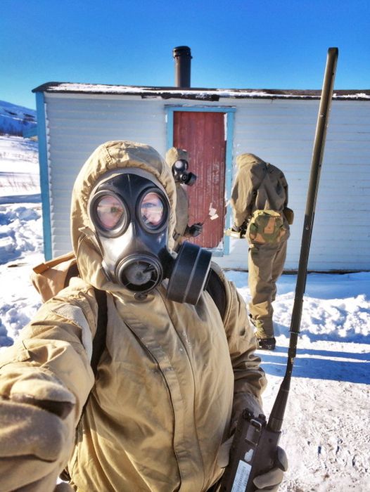 Soldier Selfies (50 pics)