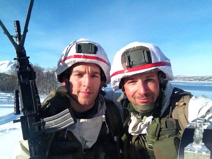 Soldier Selfies (50 pics)