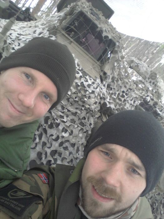 Soldier Selfies (50 pics)
