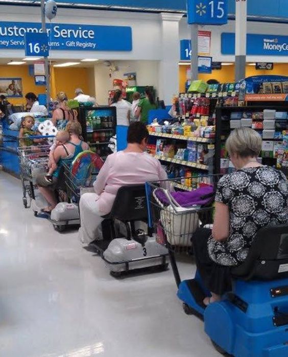 Only in Walmart (37 pics)