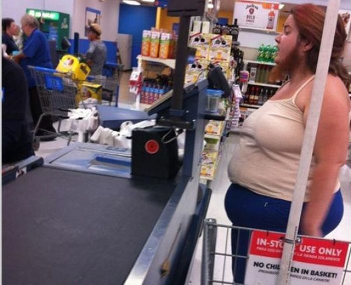 Only in Walmart (37 pics)