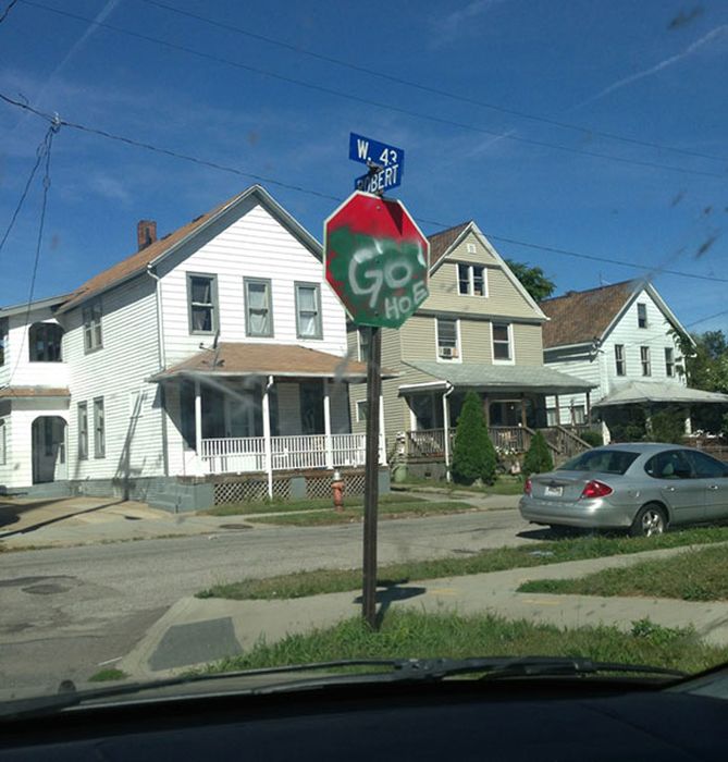 Welcome to the Ghetto (33 pics)