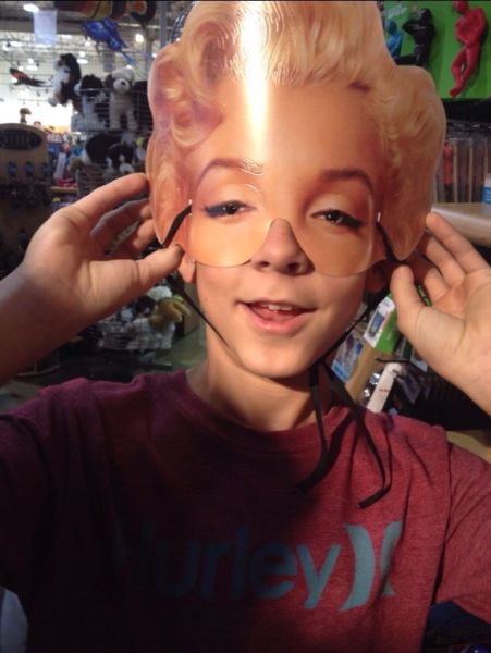 Acid Picdump (111 pics)