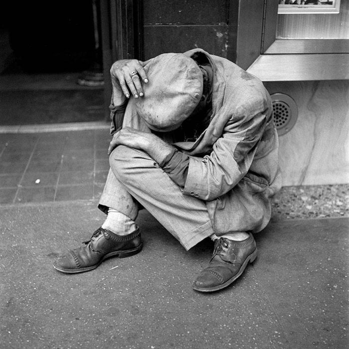 1950s Street Photos of NYC and Chicago (33 pics)