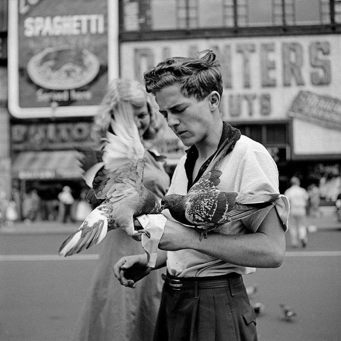 1950s Street Photos of NYC and Chicago (33 pics)