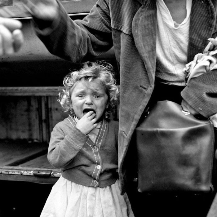 1950s Street Photos of NYC and Chicago (33 pics)