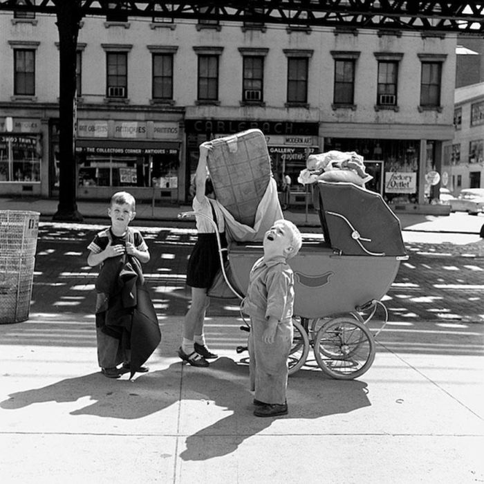 1950s Street Photos of NYC and Chicago (33 pics)