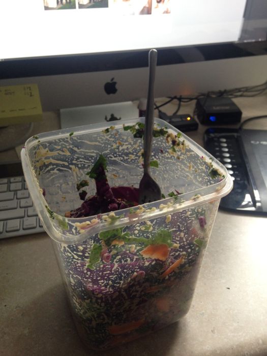 Sad Desk Lunch (35 pics)