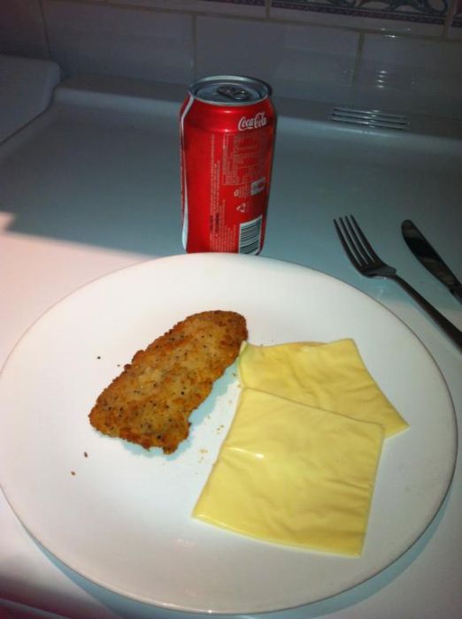 Sad Desk Lunch (35 pics)