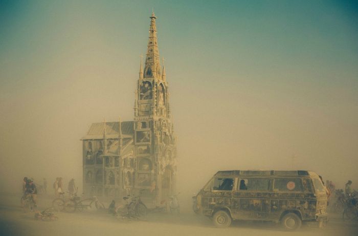 Burning Man Photos (100 pics)