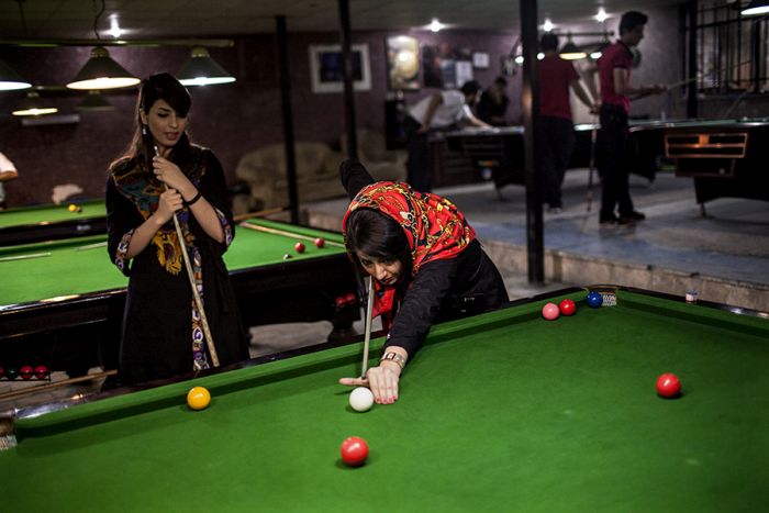 Get An Inside Look At What It's Really Like To Live In Iran (25 pics)