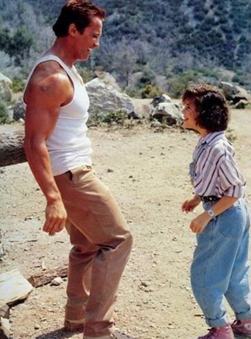 Arnold Schwarzenegger and Alyssa Milano Then & Now (2 pics)
