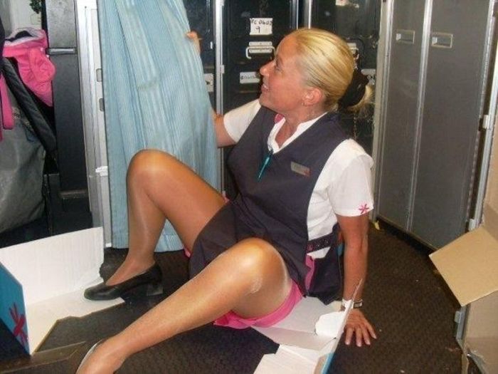 Flight Attendants Looking To Join The Mile High Club (22 pics) .