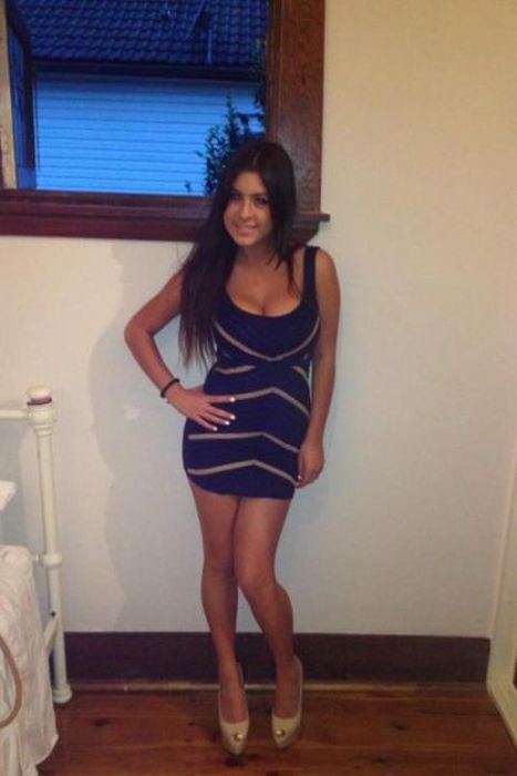 A Tight Dress Is Never A Bad Thing (53 pics)