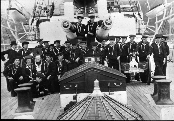 An Inside Look At The US Navy 116 Years Ago (16 pics)