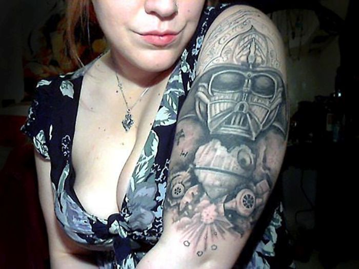 Hot Girls Get Even Hotter When They Like Star Wars (42 pics)