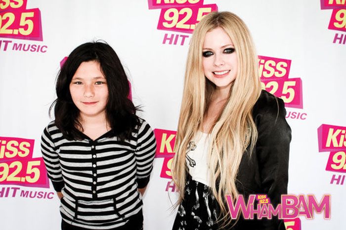 What It's Really Like To Meet Avril Lavigne (29 pics)