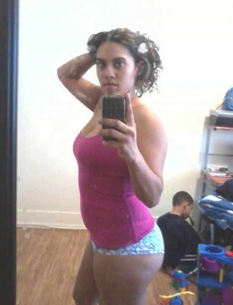 Moms Should Not Be Taking Selfies Like This 34 Pics