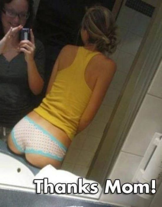 Moms Should Not Be Taking Selfies Like This (34 pics)
