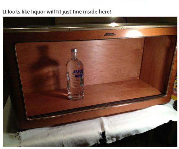Radio Doesn't Work Anymore Now It's A Liquor Cabinet (19 pics)